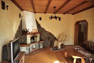 Дома для отпуска Villa VIP-Class Яремче Дом с 4 спальнями-8